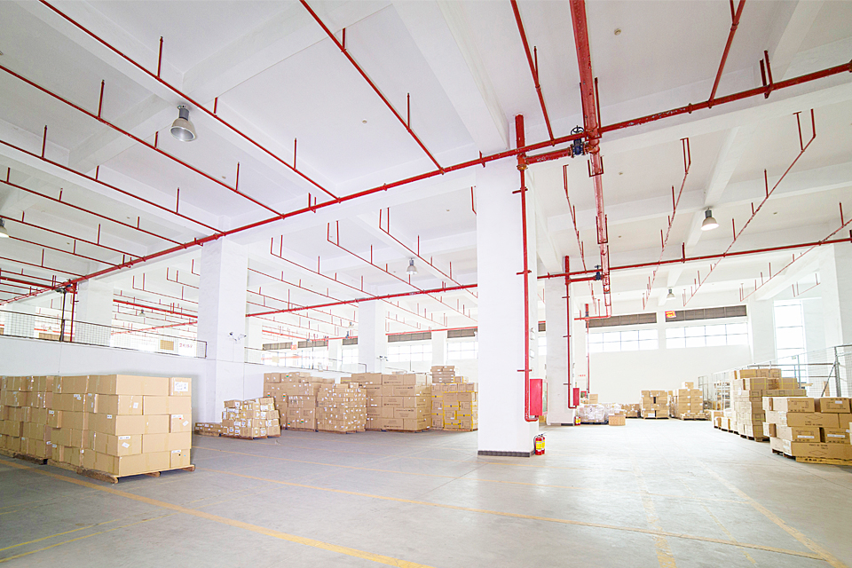 保稅進口-東勝物流；深圳到香港物流-香港物流專線-中港貨運物流運輸專線-佛山到香港物流專線-一般貿易進出口報關代理-倉儲配送-深圳市東勝物流有限公司