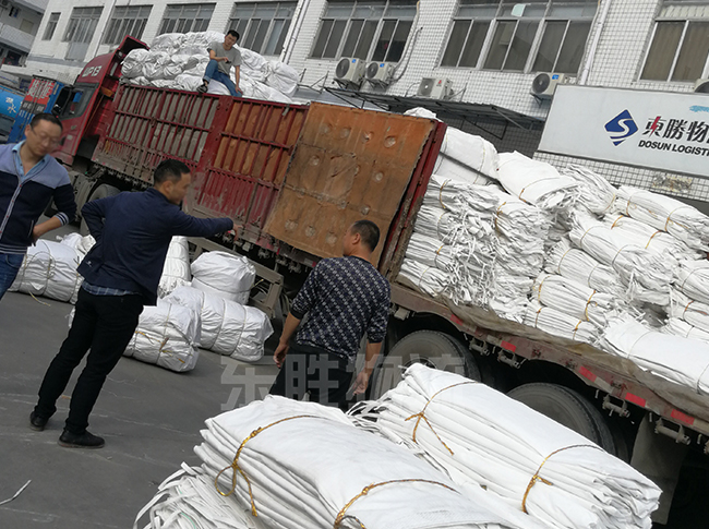 機器零配件香港進口報關需注意哪些？深圳到香港物流-香港物流專線-中港貨運物流運輸專線-佛山到香港物流專線-一般貿易進出口報關代理-倉儲配送-深圳市東勝物流有限公司