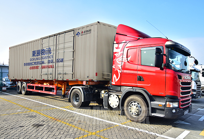 中港物流有什么運(yùn)輸方式？深圳到香港物流-香港物流專線-中港貨運(yùn)物流運(yùn)輸專線-佛山到香港物流專線-一般貿(mào)易進(jìn)出口報(bào)關(guān)代理-倉(cāng)儲(chǔ)配送-深圳市東勝物流有限公司