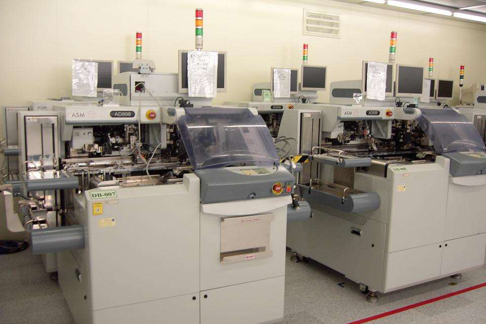 二手舊機(jī)械設(shè)備進(jìn)口案例；深圳到香港物流-深圳東勝物流