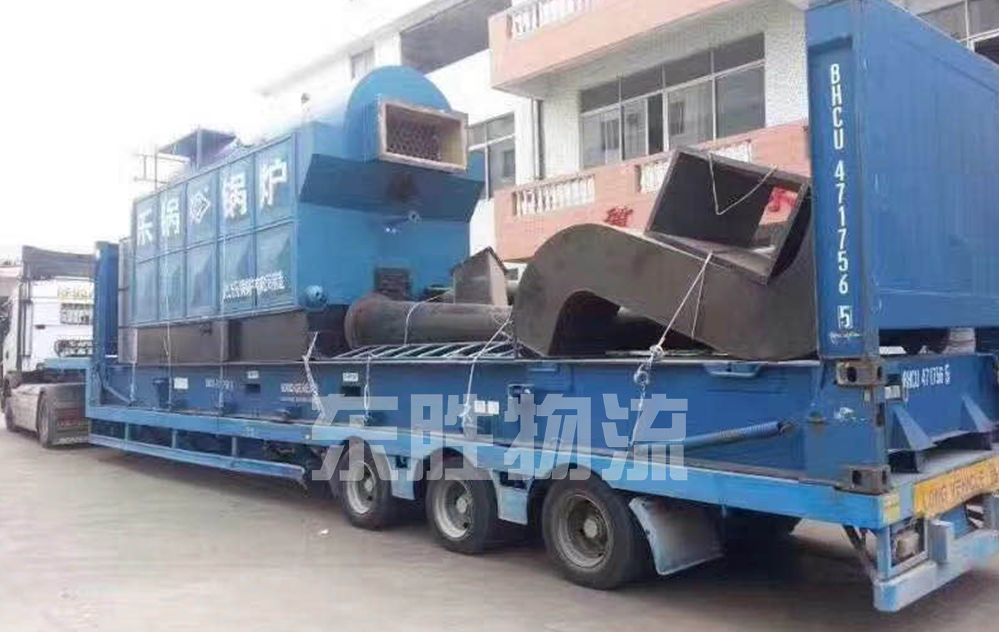 杭州到香港物流，從杭州發(fā)貨到香港價(jià)格，杭州到香港的運(yùn)輸專線，深圳東勝物流中港平板車運(yùn)輸圖