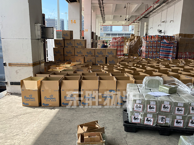 電子煙出口香港，電子煙運輸?shù)较愀坶T到門