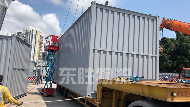 香港平板拖車吊車哪家好，中港平板車運(yùn)輸案例圖