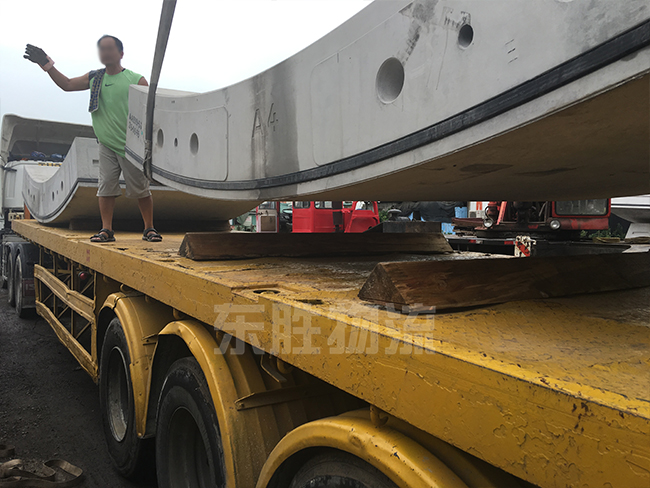 中港吊機車運輸案例，江門到香港預制件運輸